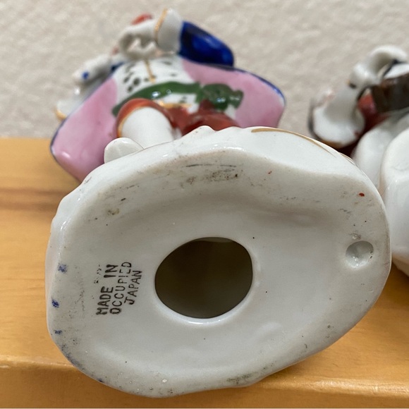 Pair Vintage Occupied Japan Colonial Victorian Couple Playing Instrument Figure - Picture 8 of 11